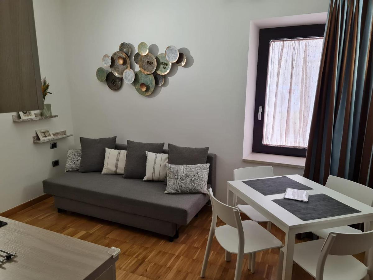 Baja Delle Sirene Bed & Breakfast Taranto Bagian luar foto
